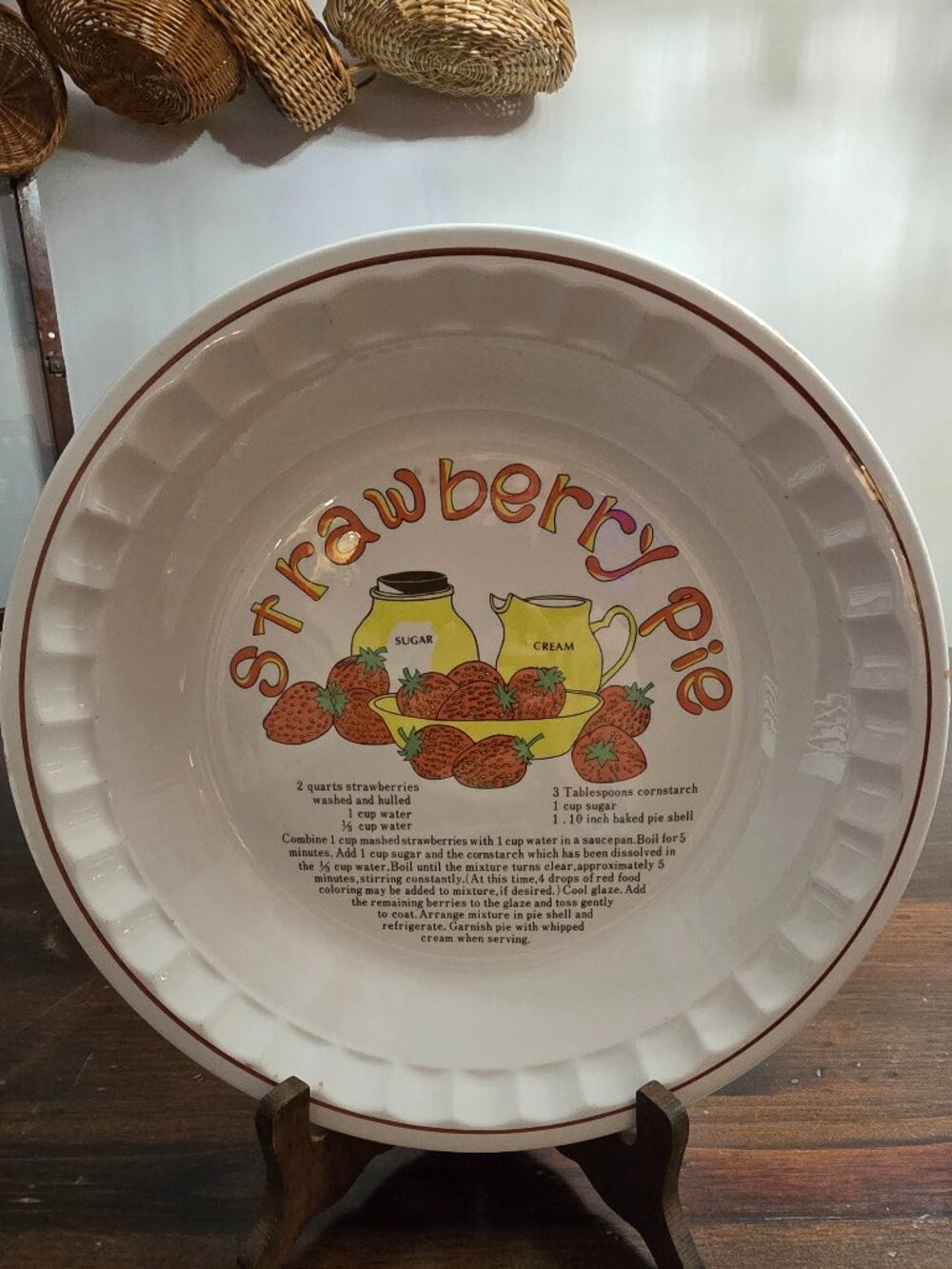 Vintage Manoir Collection Strawberry Pie Recipe Plate 10.75”